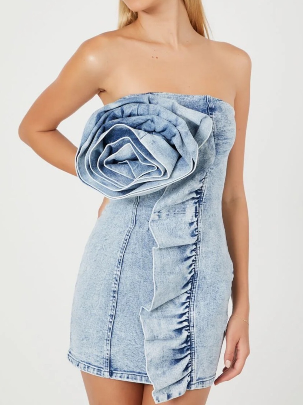 Forever 21 Denim Rosette Strapless Mini Dress size Small Ruffle Giselle